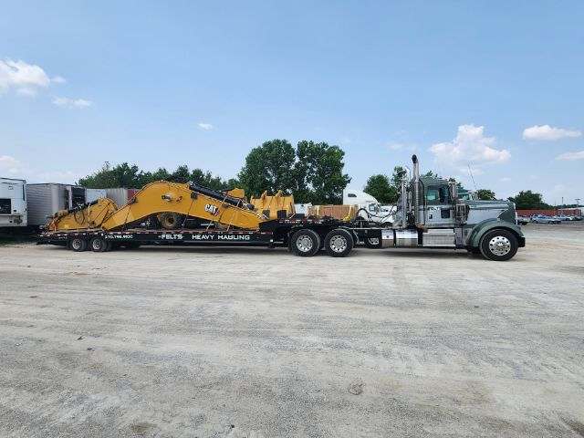 Heavy Haul Towing in Bowling Green, Kentucky from Felts Truck
